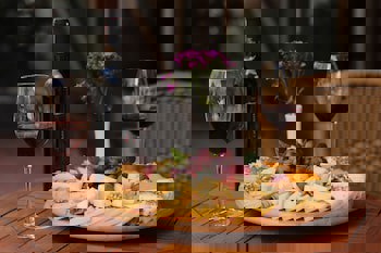 Housez Suites And Apartments - Special Class