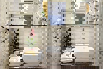 Housez Suites And Apartments - Special Class