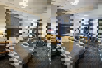 Housez Suites And Apartments - Special Class