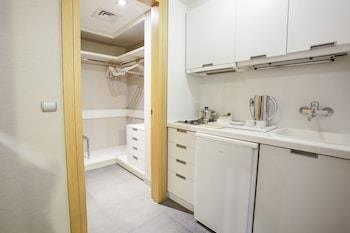 Housez Suites And Apartments - Special Class