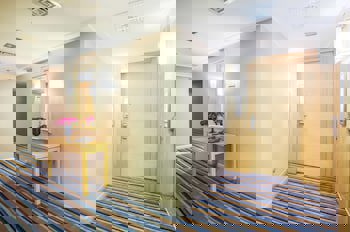 Housez Suites And Apartments - Special Class