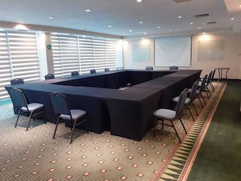 Courtyard By Marriott Toluca Airport
