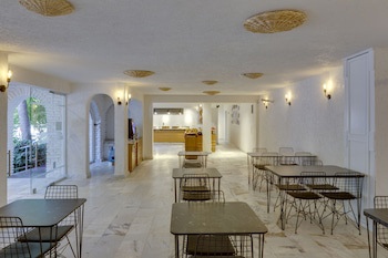 Serhan Hotel