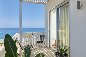 Atrion Hotel