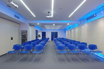 Atrion Hotel