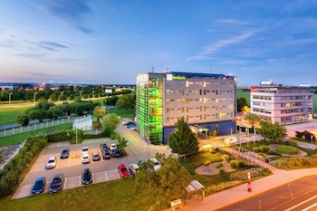 Holiday Inn Prague Airport by IHG galeri fotoğrafı