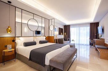 Grupotel Playa De Palma Suites & Spa