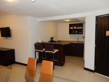 Talk Of The Town Hotel And Beach Club