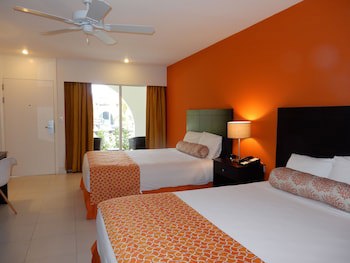 Talk Of The Town Hotel And Beach Club
