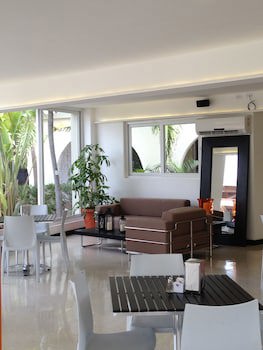 Talk Of The Town Hotel And Beach Club