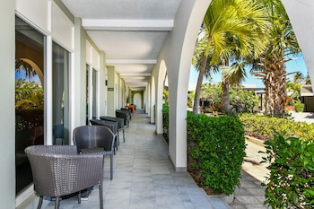 Talk Of The Town Hotel And Beach Club