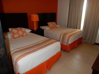 Talk Of The Town Hotel And Beach Club