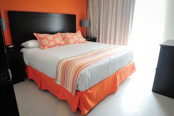 Talk Of The Town Hotel And Beach Club