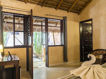 Barrio Latino Hotel Riviera Maya
