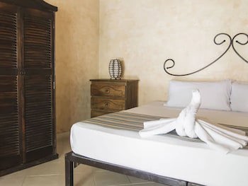 Barrio Latino Hotel Riviera Maya