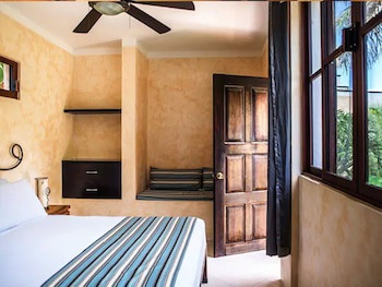 Barrio Latino Hotel Riviera Maya