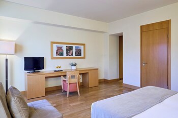 Lazart Hotel, Trademark Collection By Wyndham
