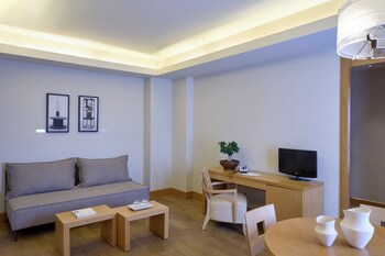 Lazart Hotel, Trademark Collection By Wyndham