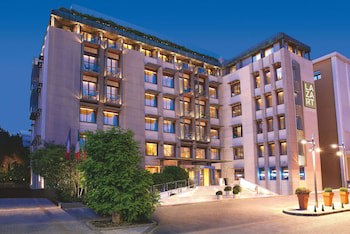 Lazart Hotel, Trademark Collection By Wyndham
