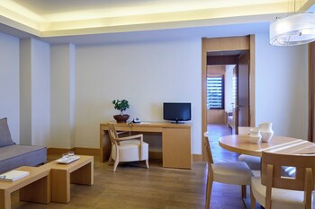 Lazart Hotel, Trademark Collection By Wyndham