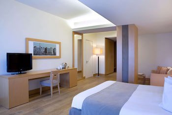 Lazart Hotel, Trademark Collection By Wyndham