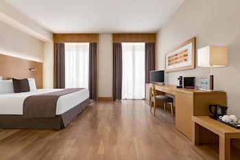 Lazart Hotel, Trademark Collection By Wyndham
