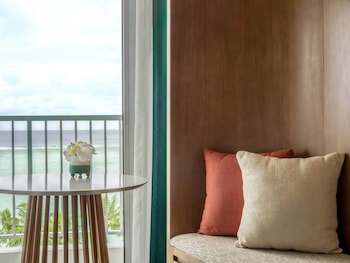 Crowne Plaza Resort Guam, An Ihg Hotel