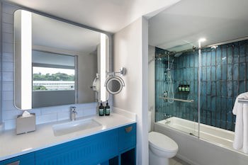 Crowne Plaza Resort Guam, An Ihg Hotel