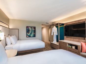 Crowne Plaza Resort Guam, An Ihg Hotel