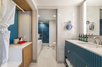 Crowne Plaza Resort Guam, An Ihg Hotel