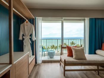 Crowne Plaza Resort Guam, An Ihg Hotel
