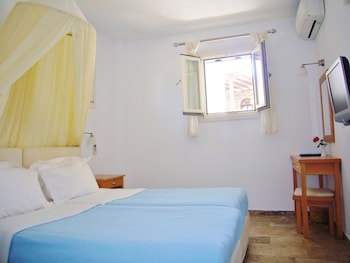 Zephyros Hotel fotoğrafı