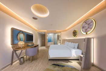 Andaman Embrace Patong