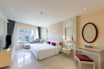 Andaman Embrace Patong