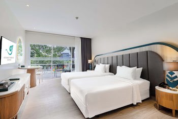 Andaman Embrace Patong