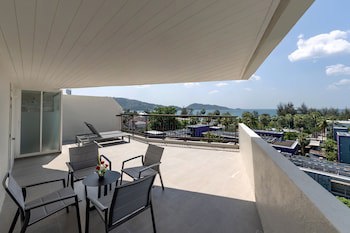 Andaman Embrace Patong