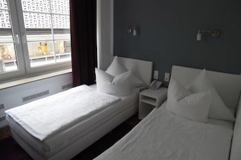 Rheinmetropole Hotel