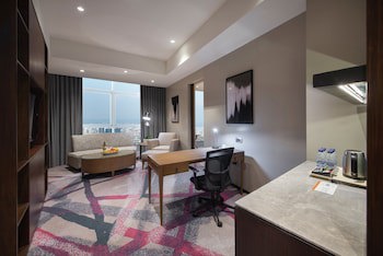 Crowne Plaza Manila Galleria, An Ihg Hotel