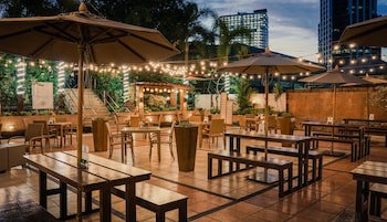 Crowne Plaza Manila Galleria, An Ihg Hotel