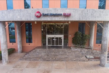 Best Western Plus Nuevo Laredo Inn & Suites