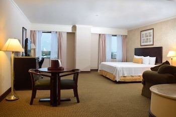 Best Western Plus Nuevo Laredo Inn & Suites
