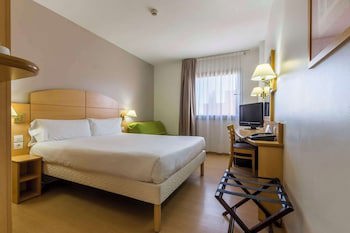 Travelodge Madrid Alcala De Henares