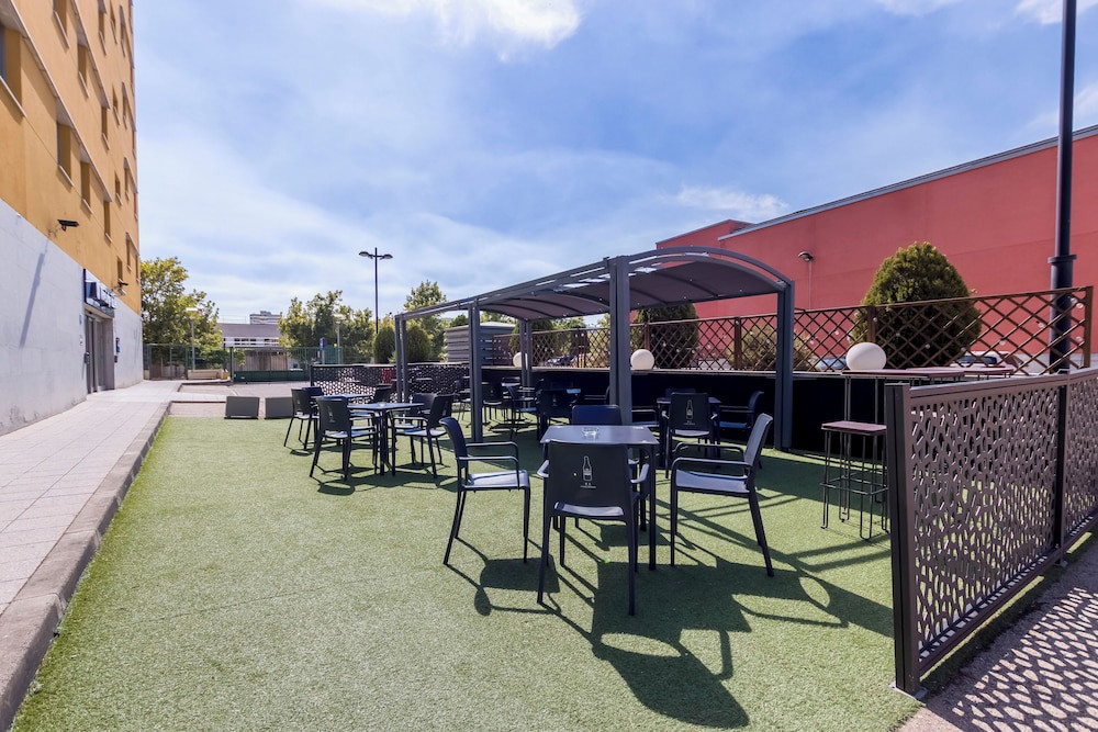 Travelodge Madrid Alcala de Henares