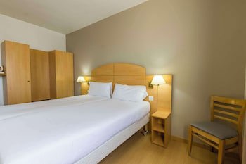 Travelodge Madrid Alcala De Henares