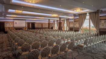 The Brehon Hotel & Spa