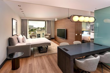 Radisson Blu Media Harbour Hotel, Dusseldorf galeri fotoğrafı