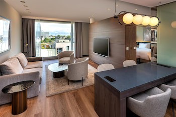 Radisson Blu Media Harbour Hotel, Dusseldorf galeri fotoğrafı