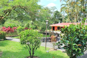 Arenal Country Inn