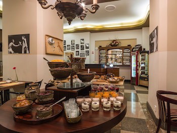 Ea Hotel Rokoko