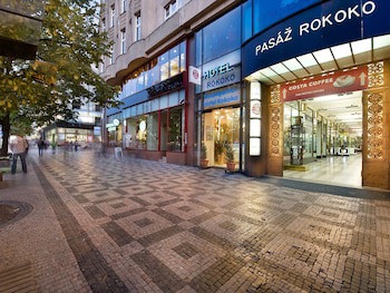 Ea Hotel Rokoko